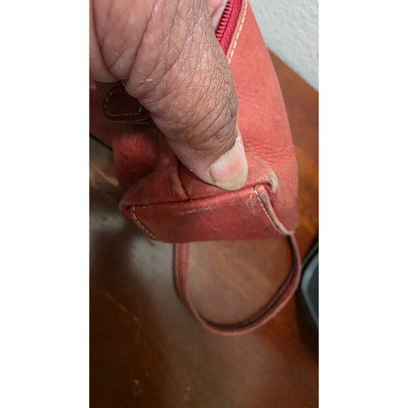 Vintage Chaos Genuine Leather Red Crossbody Bag Adjustable Strap Size M - Picture 6 of 9